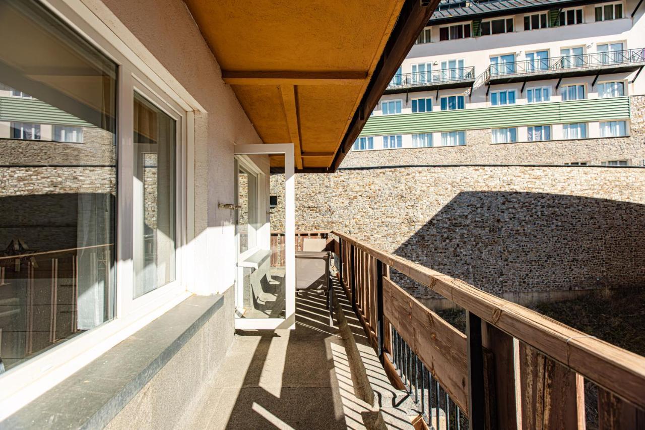 Holidays, Tripp, 1 Dormitorio, 4 Personas, Terraza 시에라네바다 외부 사진